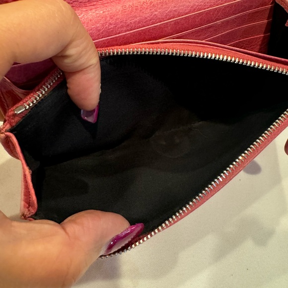 Authentic Balenciaga wallet - Picture 4 of 11